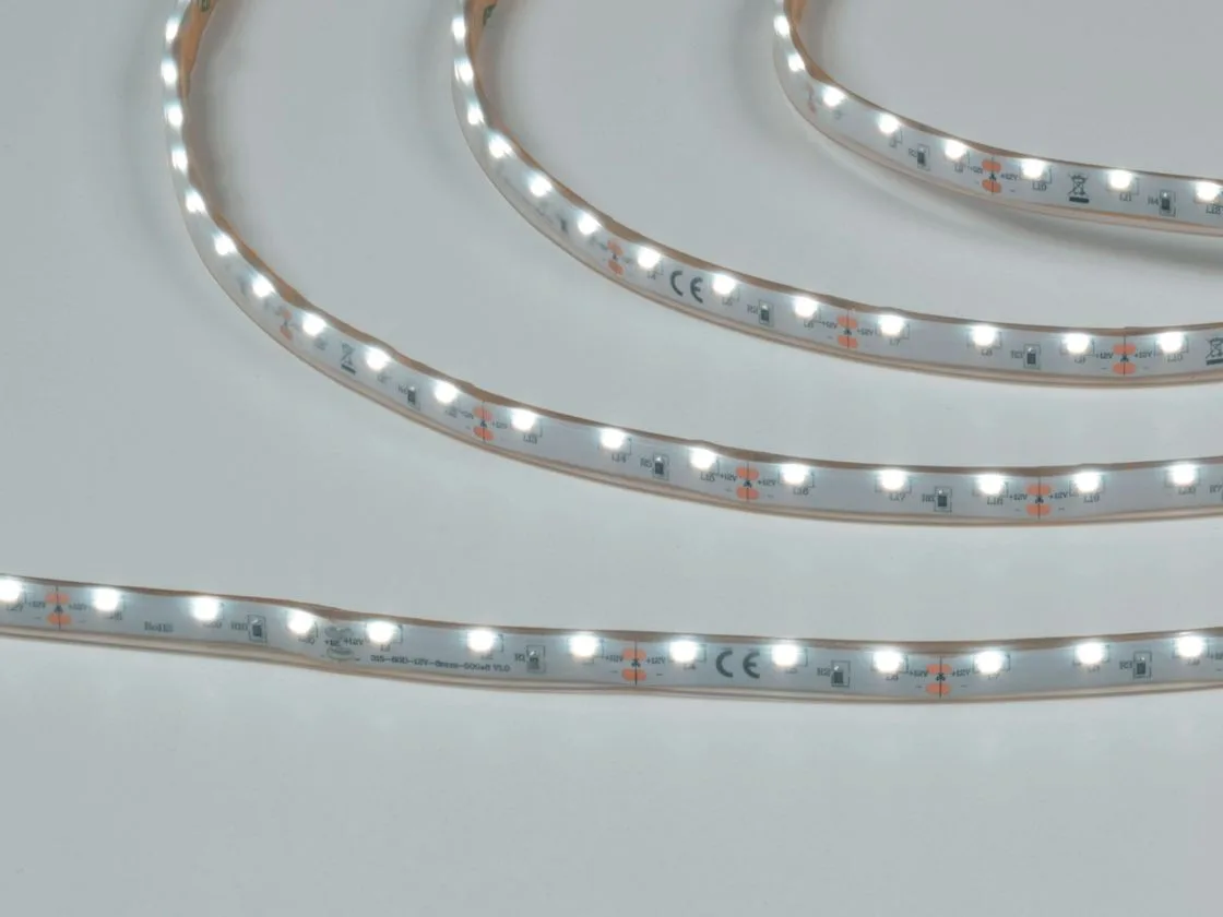 SWG Светодиодная лента 315, 60 LED/м, 4,8 Вт/м, 12В , IP67, Цвет: Холодный белый, SWG31560-12-4.8-W-67